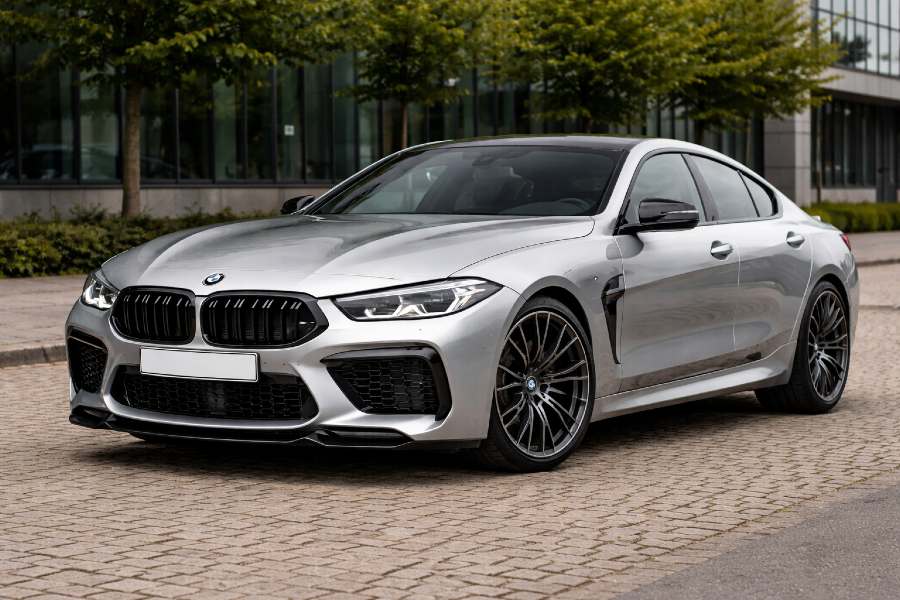 BMW M8